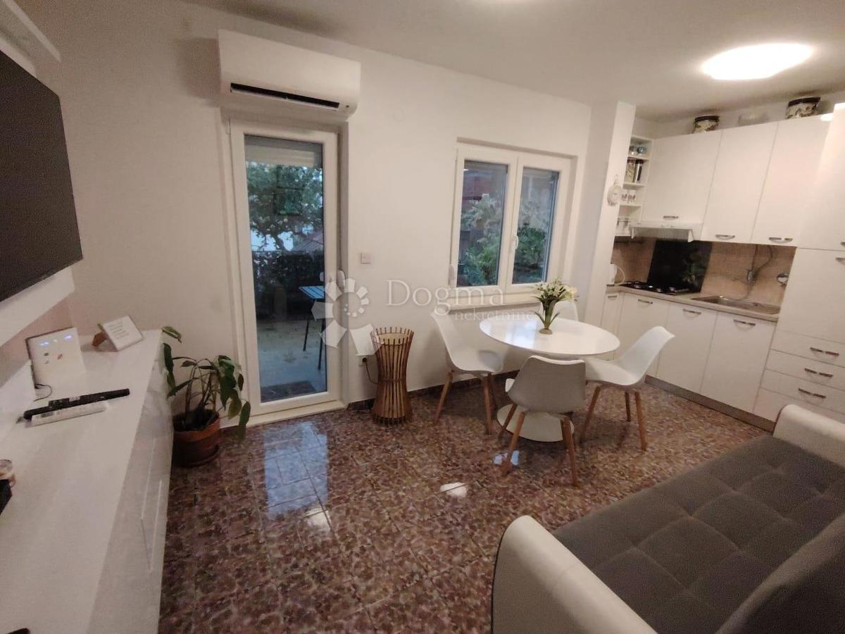 Apartmán Na prodej - Splitsko-dalmatinska Podstrana - foto 1/28