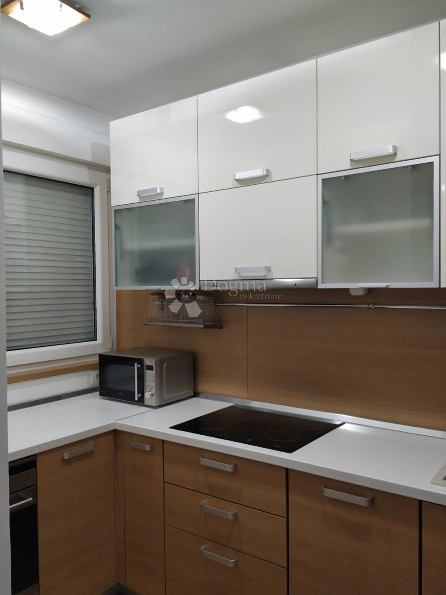 Apartmán Na predaj - GRAD ZAGREB ZAGREB
