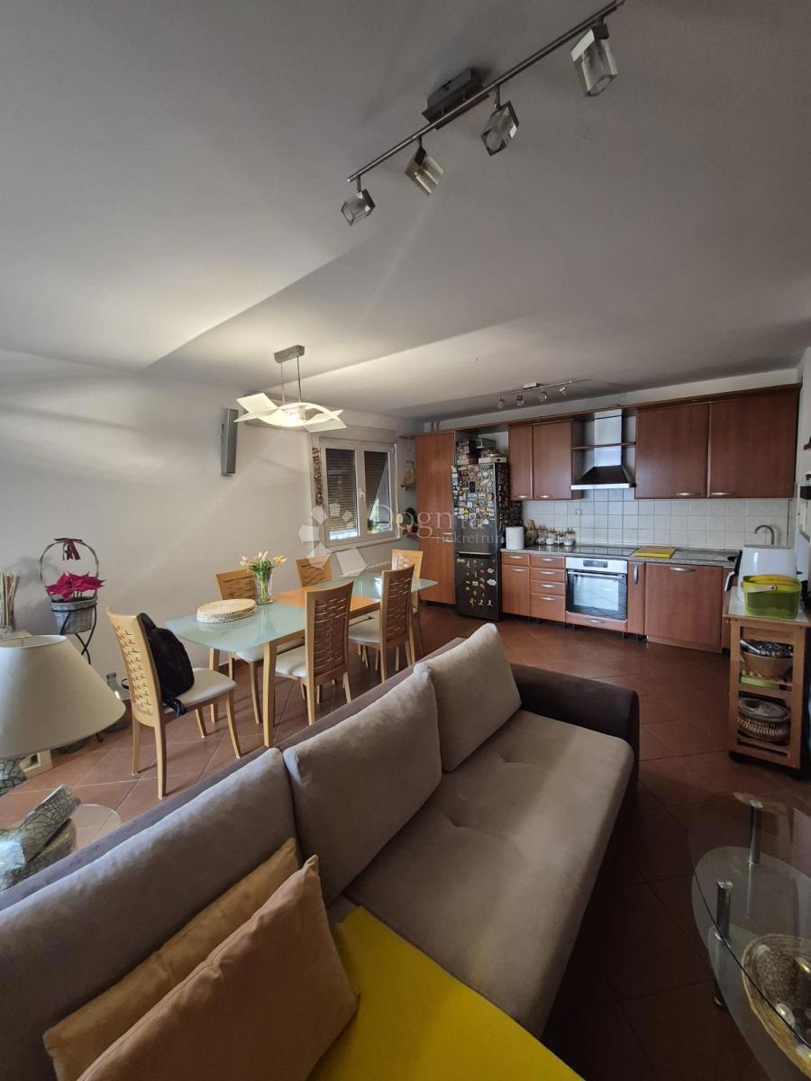 Apartment Zu verkaufen - PRIMORSKO-GORANSKA RIJEKA