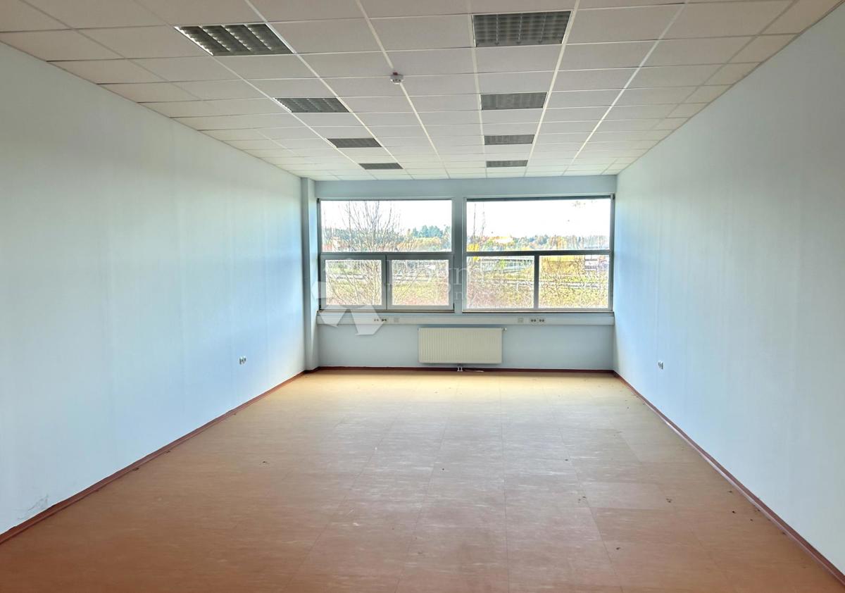 Locaux commerciaux À vendre - ZAGREBAČKA SAMOBOR