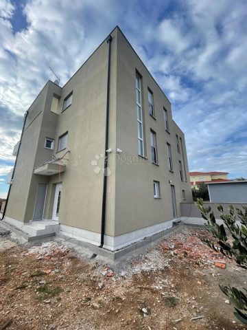 Haus zu verkaufen 243 m² – Tribunj