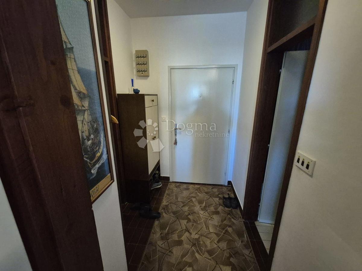 Flat For sale - PRIMORSKO-GORANSKA CRIKVENICA