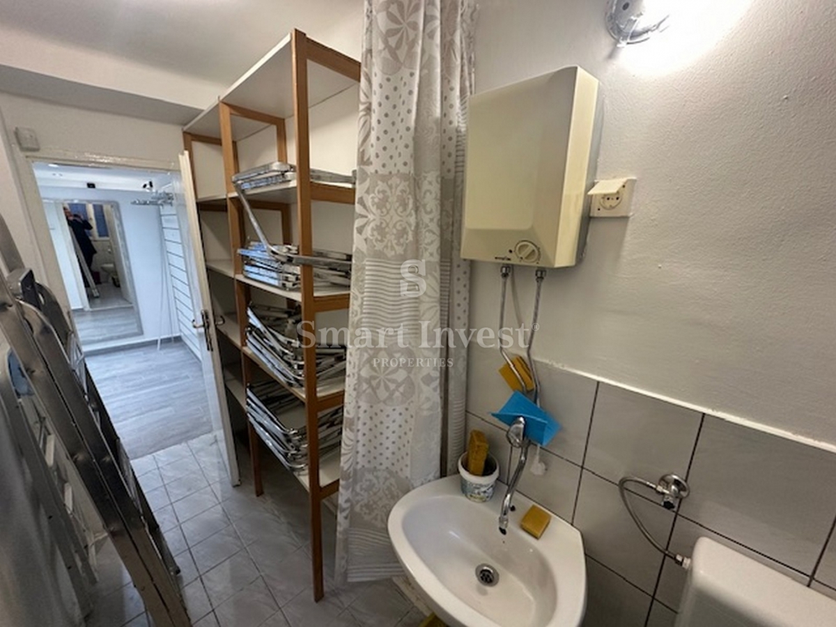 Business premises For sale - PRIMORSKO-GORANSKA RIJEKA