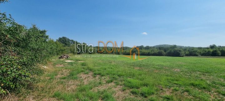 Land for sale 8050 m² – Rovinj