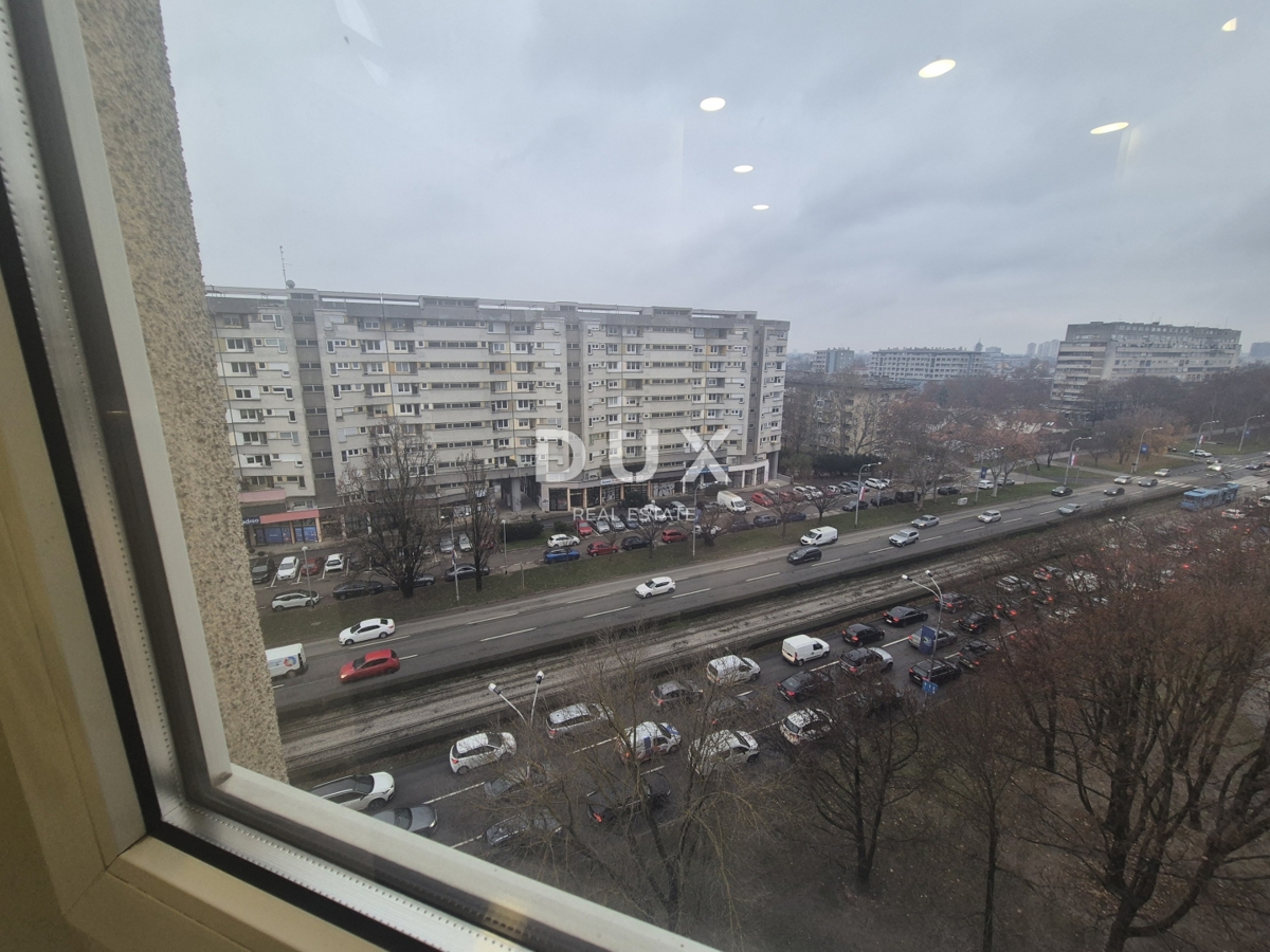 Mieszkanie Na sprzedaż - GRAD ZAGREB ZAGREB