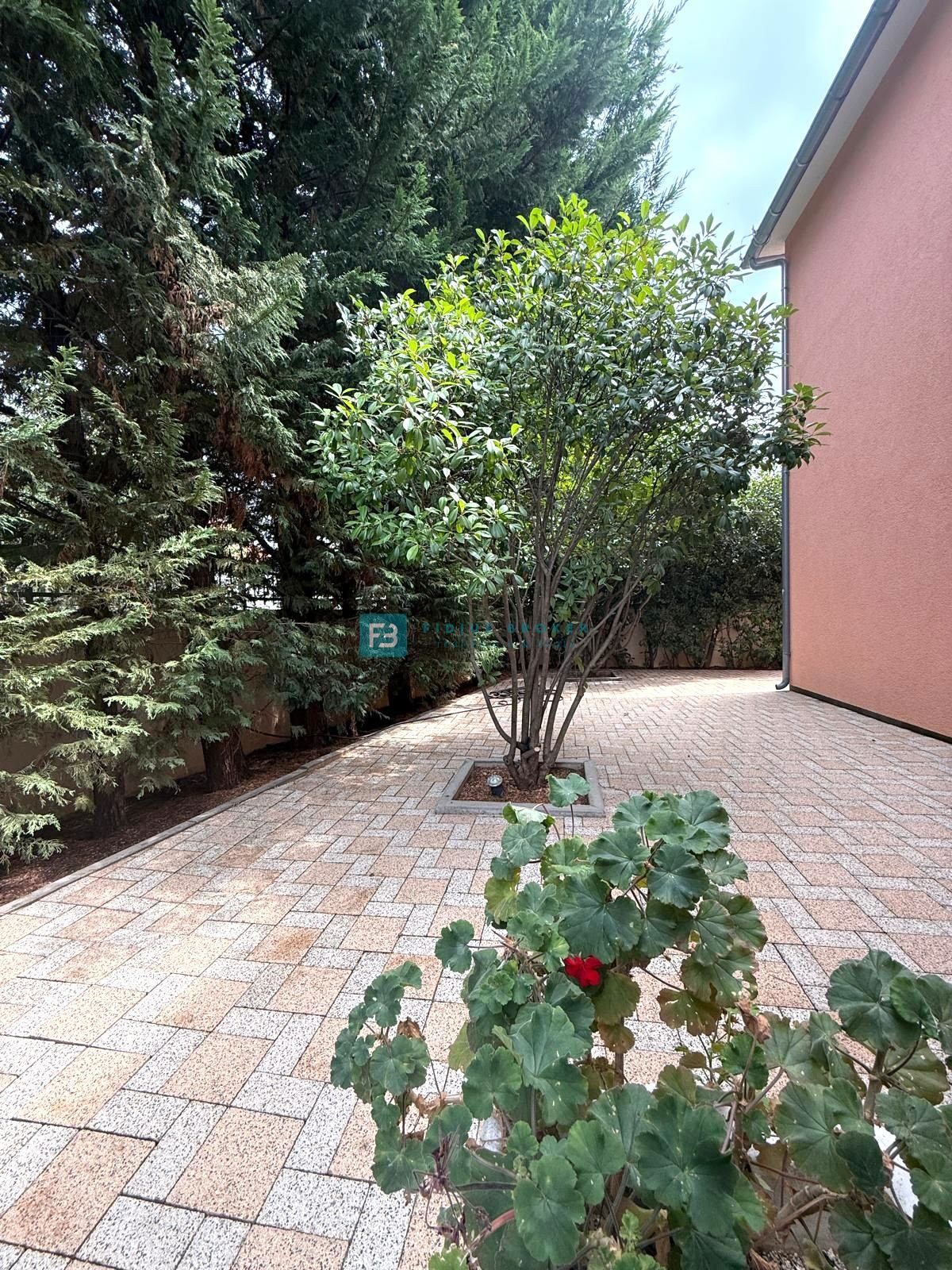 House For sale - ŠIBENSKO-KNINSKA VODICE