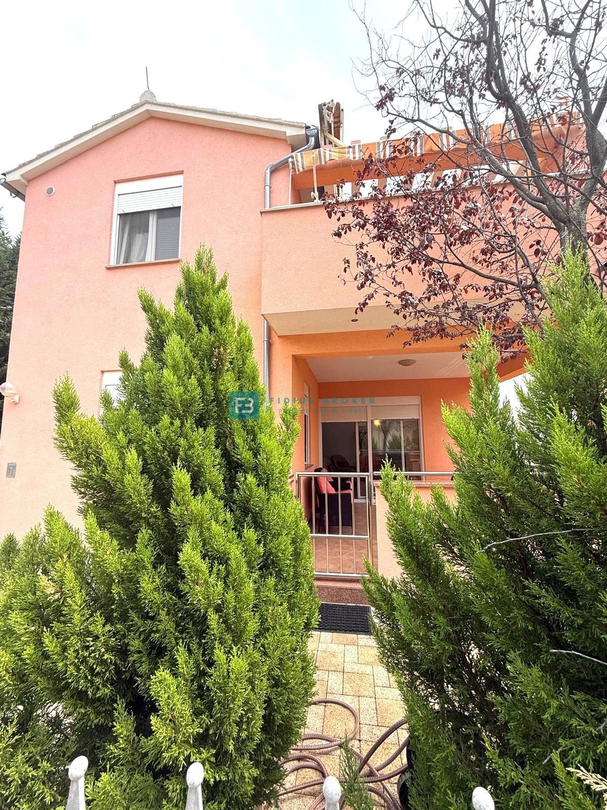 House For sale - ŠIBENSKO-KNINSKA VODICE