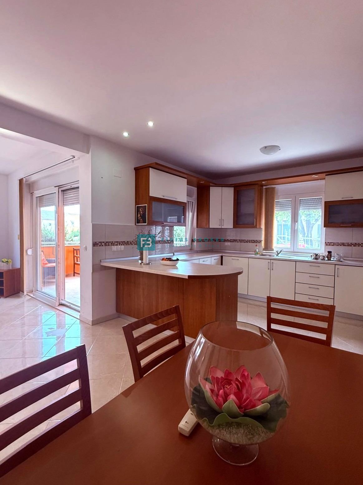 House For sale - ŠIBENSKO-KNINSKA VODICE
