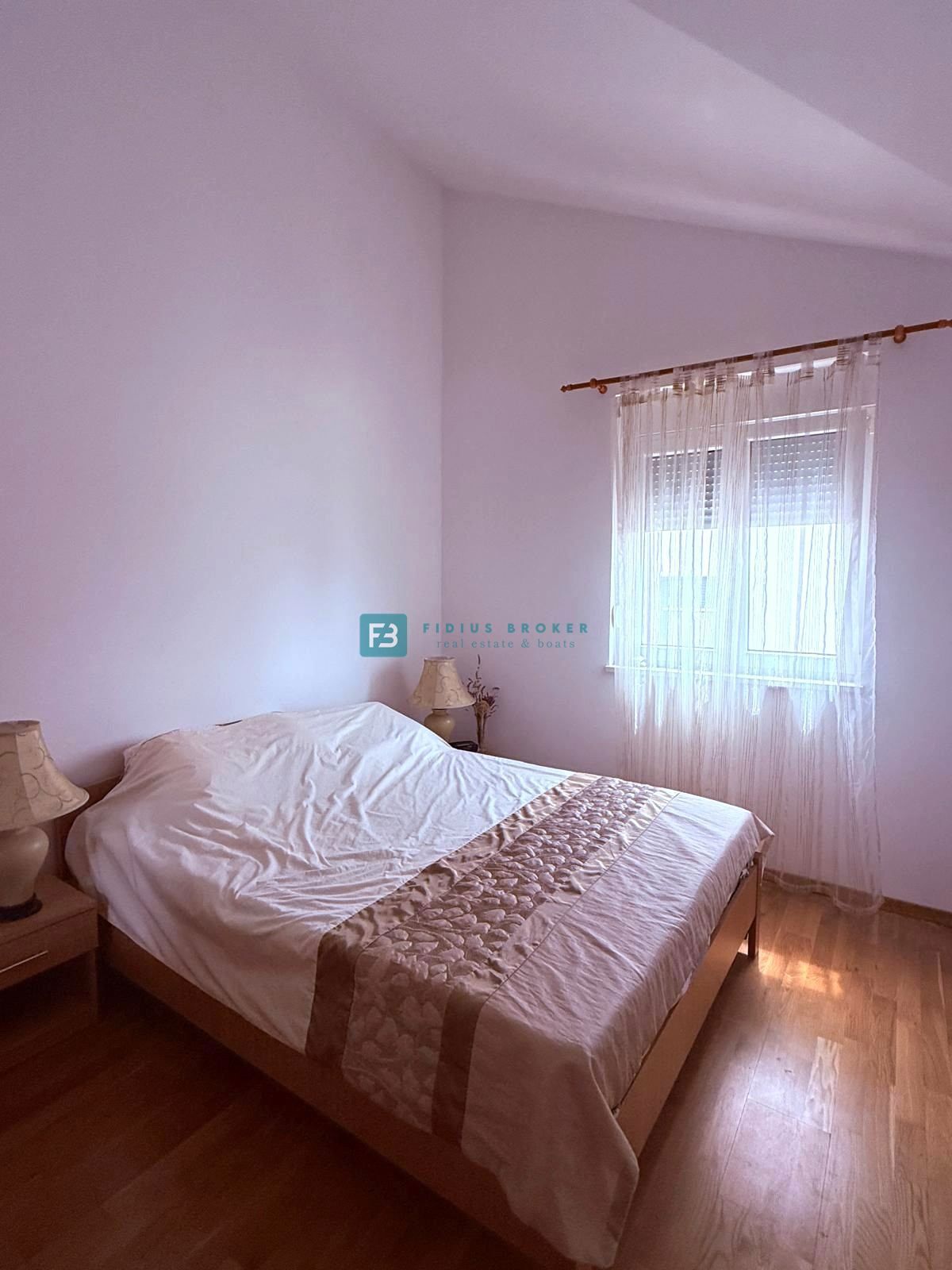House For sale - ŠIBENSKO-KNINSKA VODICE