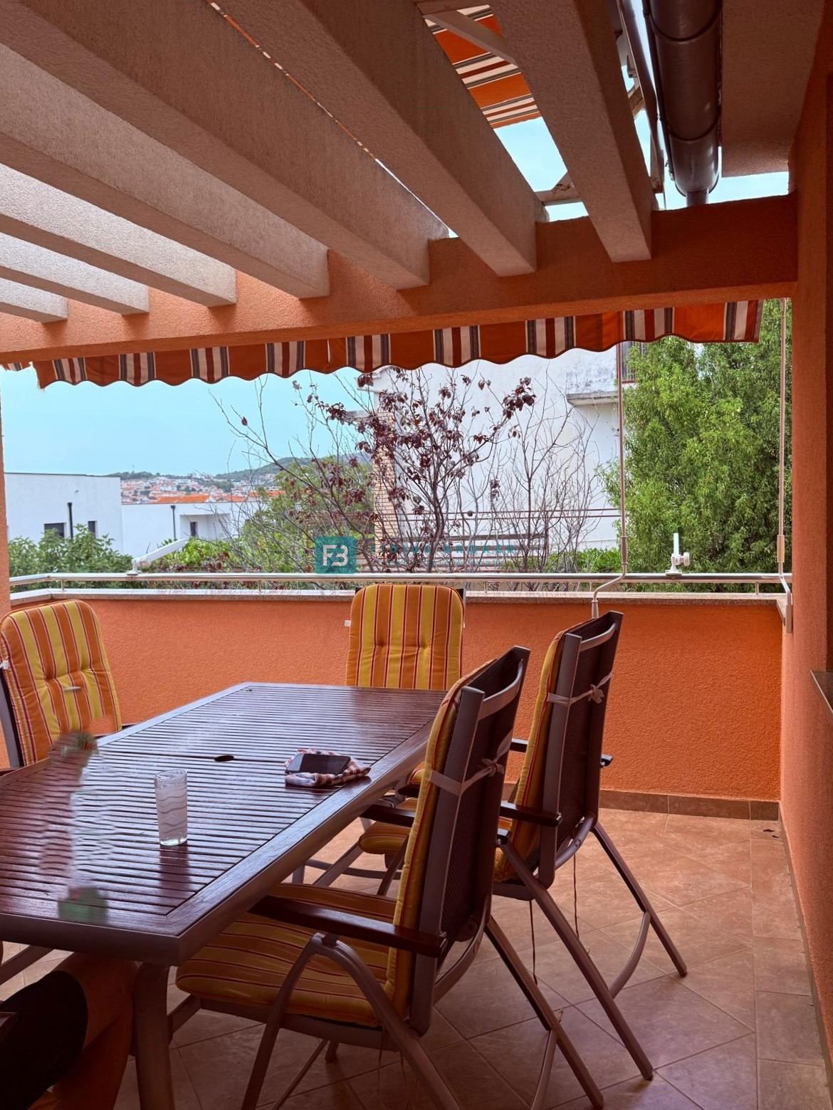 House For sale - ŠIBENSKO-KNINSKA VODICE