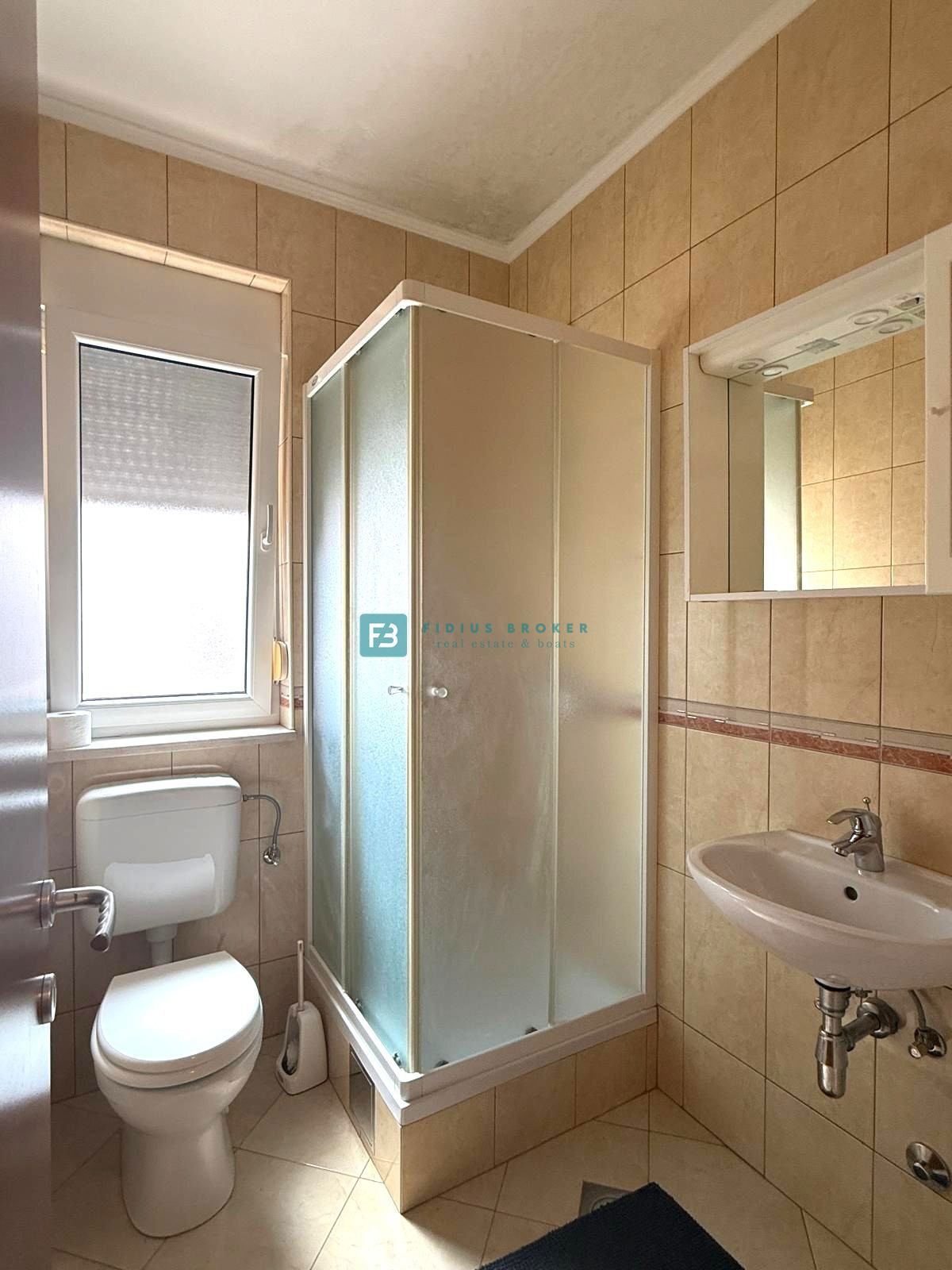 House For sale - ŠIBENSKO-KNINSKA VODICE