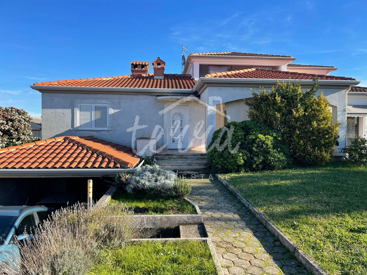 House For sale - ISTARSKA UMAG