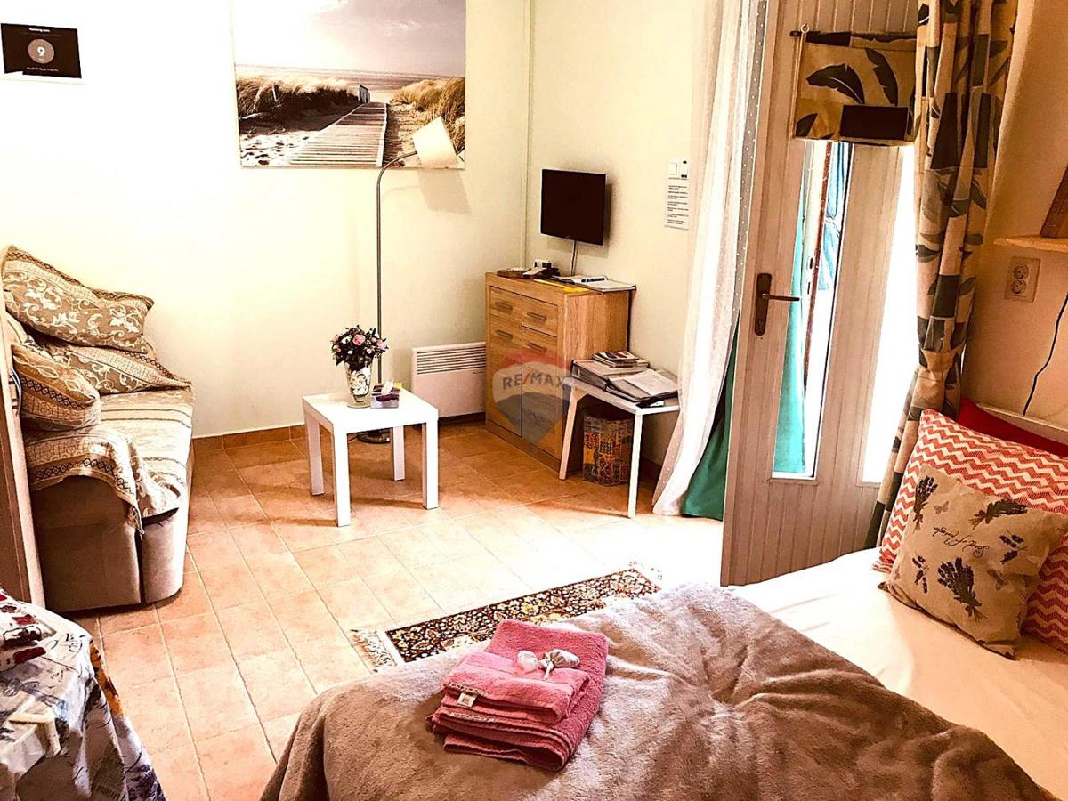 House For sale - Primorsko-goranska Novi Vinodolski - foto 2/17