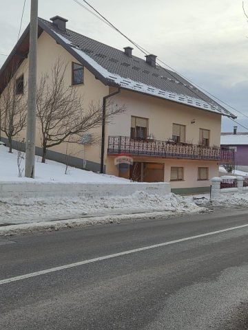 Hiša na predaj 650 m² – Radoboj