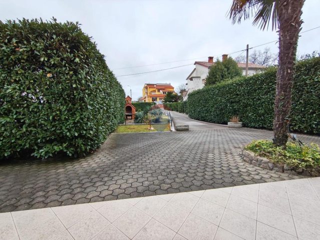 Apartma za najem 60 m² – Viškovo