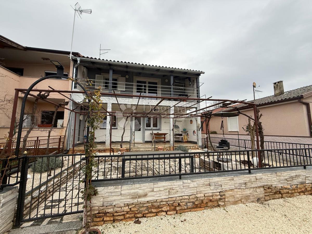 Haus Zu verkaufen - ISTARSKA FAŽANA