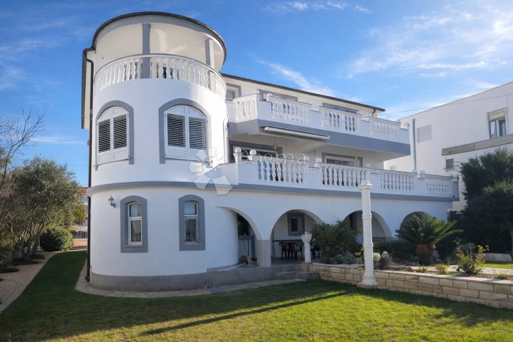 Hiša na predaj 426 m² – Zadar