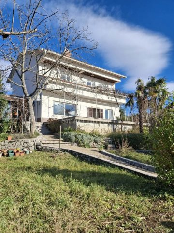 House for sale 400 m² – Viškovo