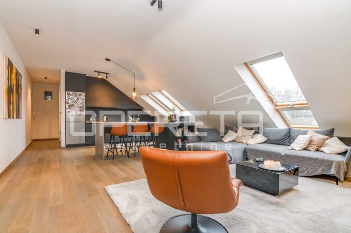 Appartement À louer - Grad Zagreb Zagreb - foto 2/14