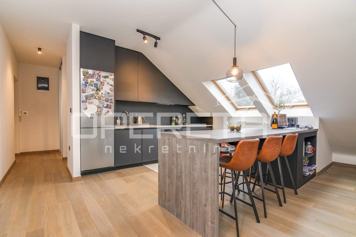 Appartement À louer - GRAD ZAGREB ZAGREB