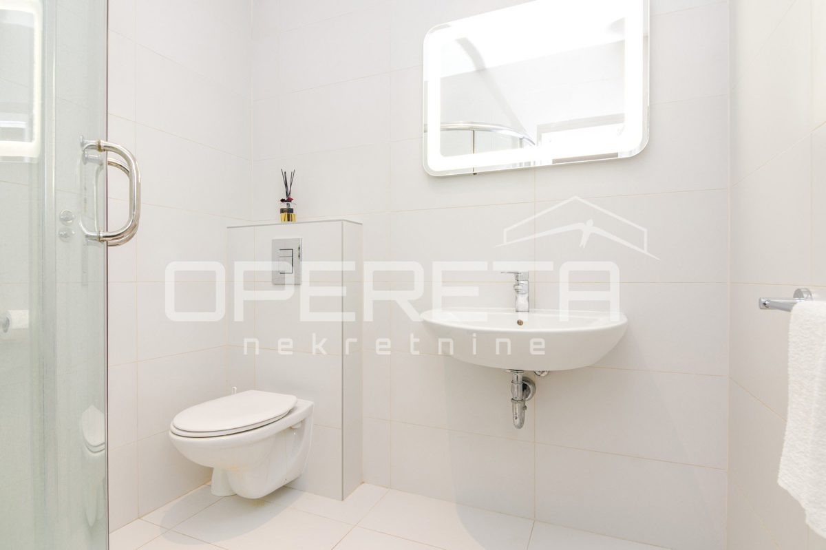 Appartement À louer - GRAD ZAGREB ZAGREB