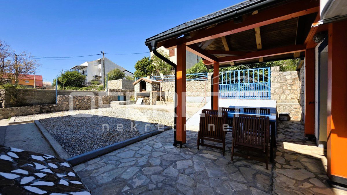 House For sale - LIČKO-SENJSKA KARLOBAG