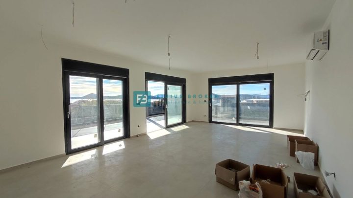 Apartma Na predaj - šibensko-kninska Tribunj - foto 4/40