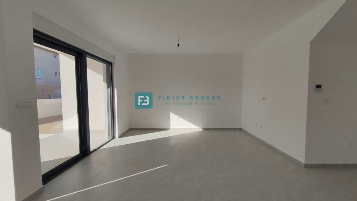 Flat For sale - ŠIBENSKO-KNINSKA VODICE