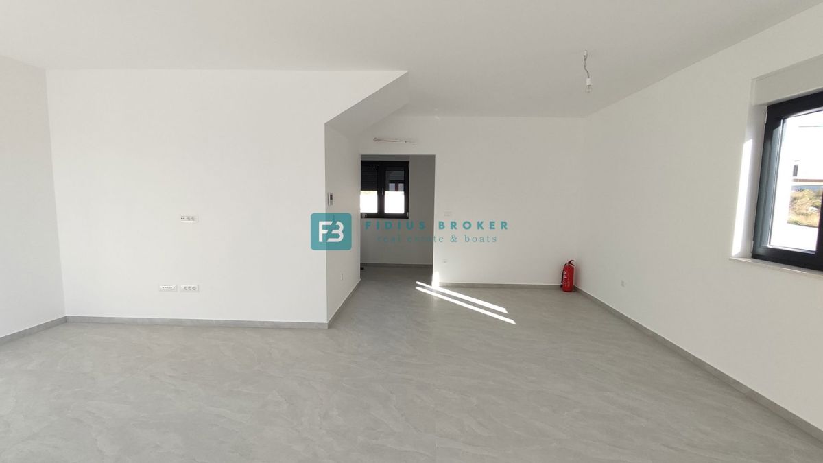 Flat For sale - ŠIBENSKO-KNINSKA VODICE