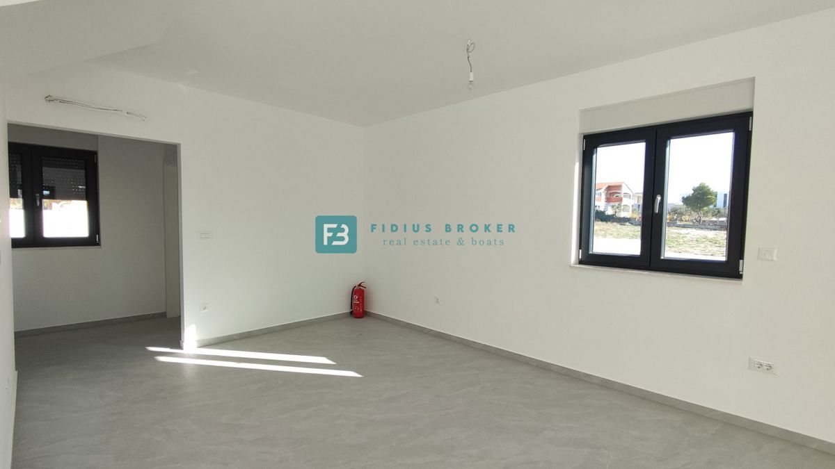 Flat For sale - ŠIBENSKO-KNINSKA VODICE