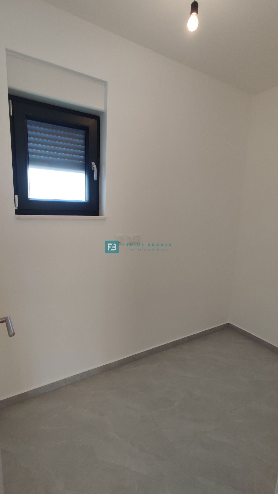 Flat For sale - ŠIBENSKO-KNINSKA VODICE