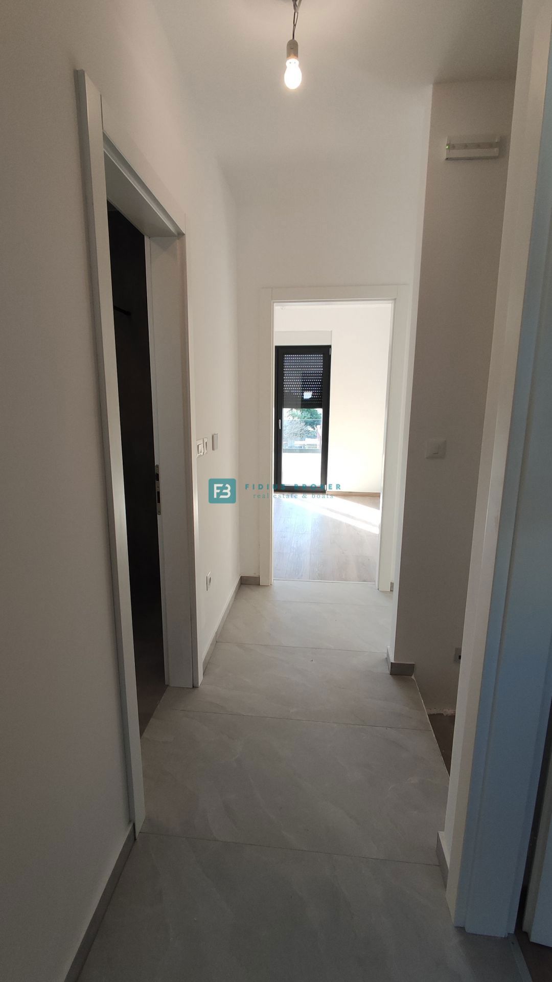Flat For sale - ŠIBENSKO-KNINSKA VODICE