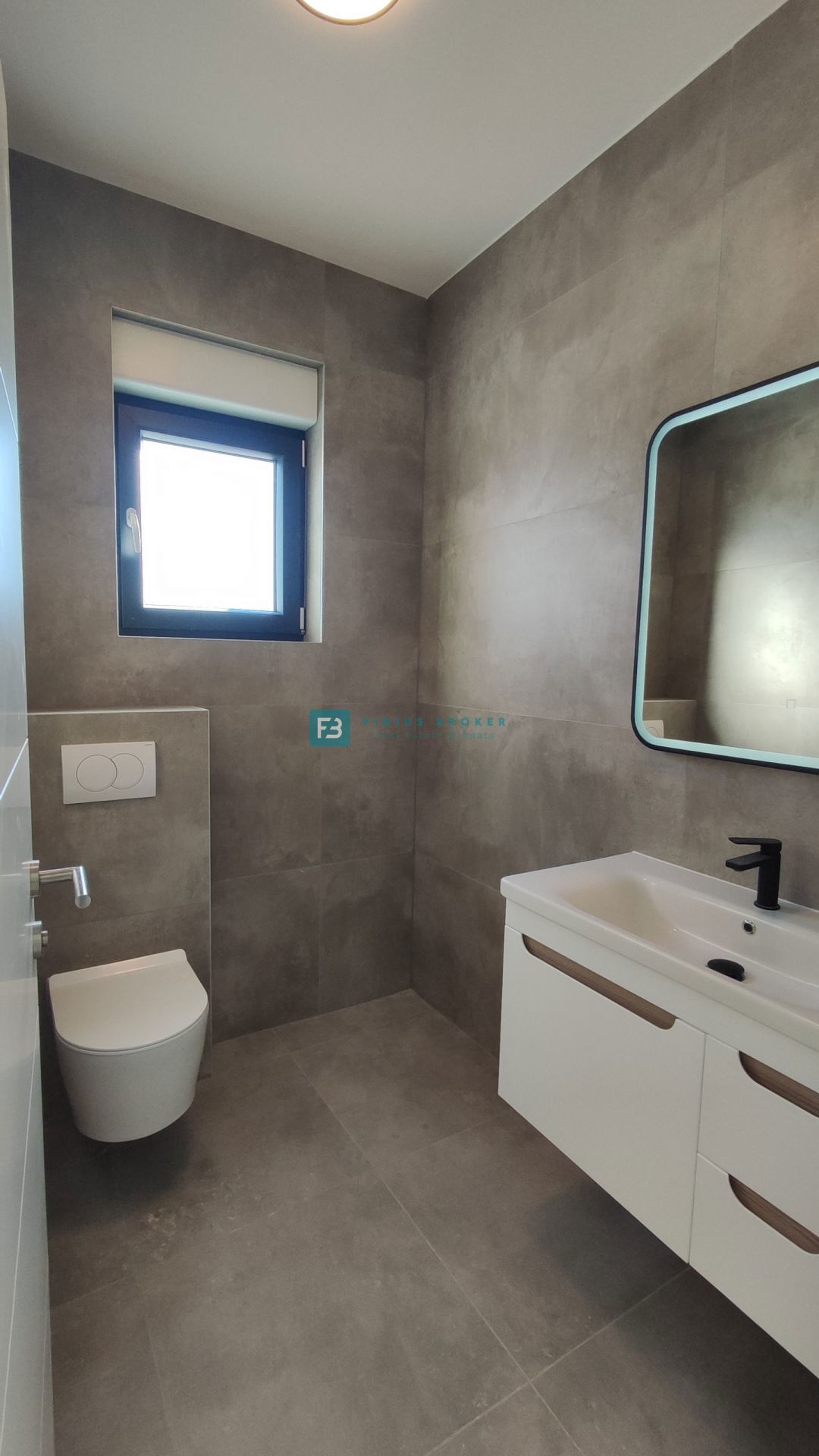 Flat For sale - ŠIBENSKO-KNINSKA VODICE