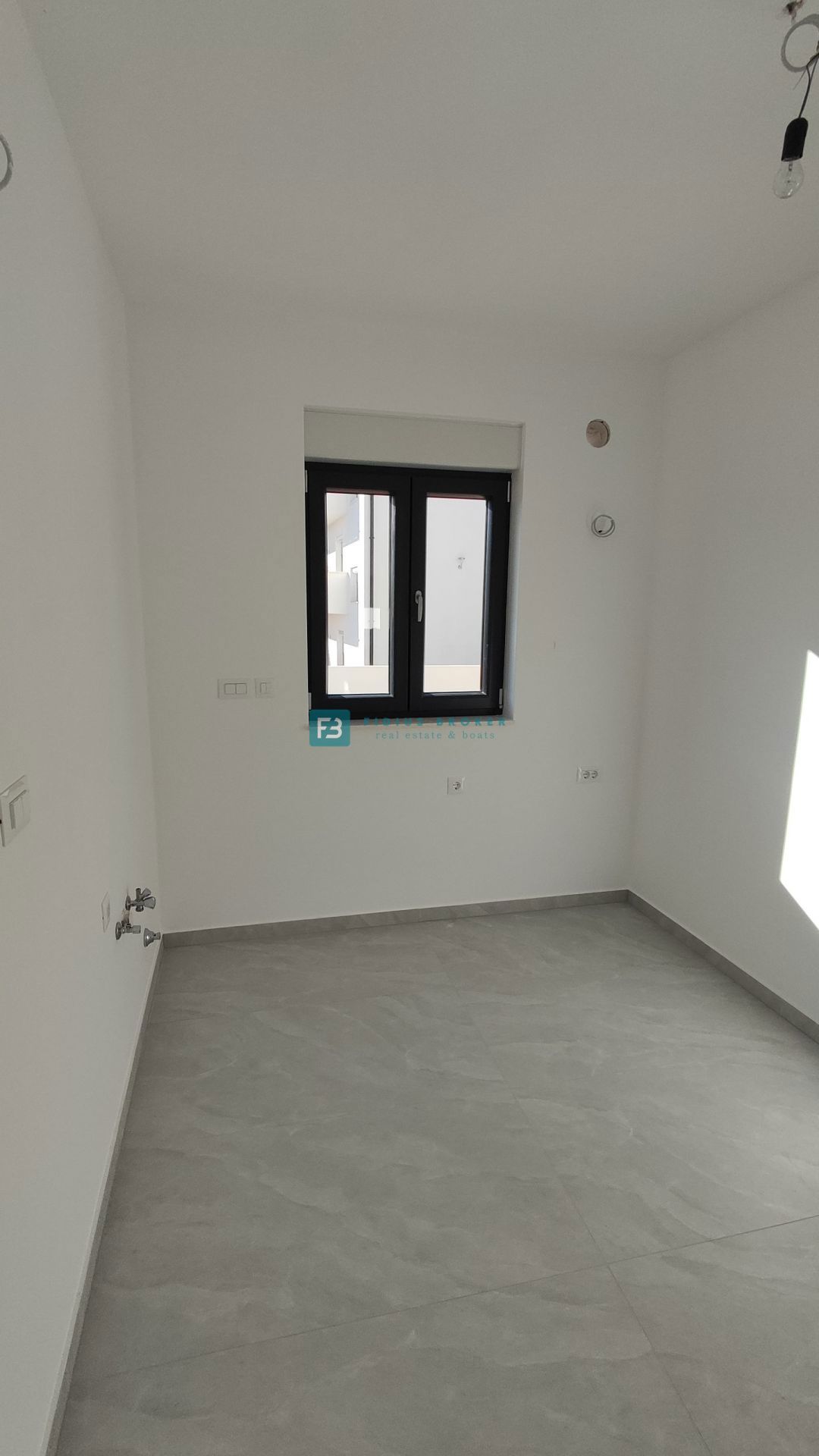 Flat For sale - ŠIBENSKO-KNINSKA VODICE