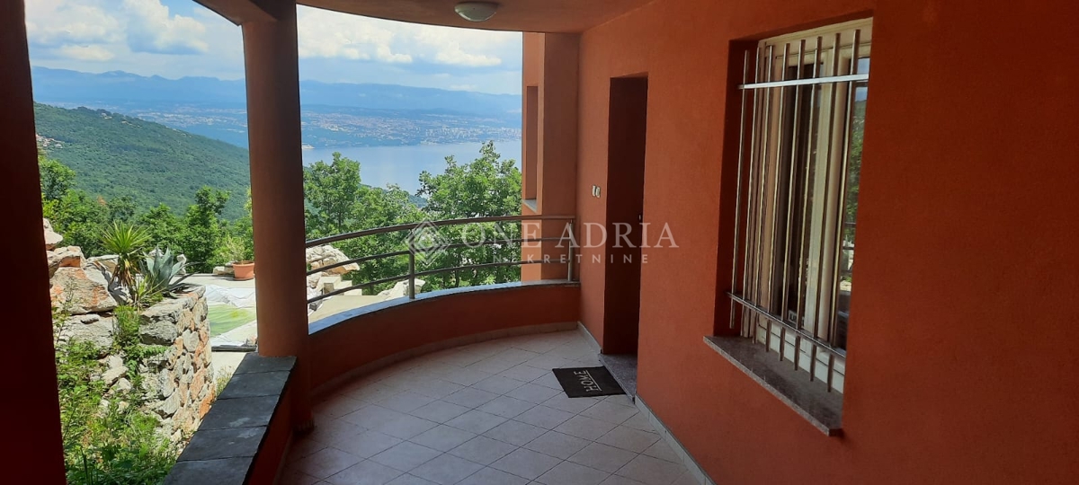 Flat For sale - PRIMORSKO-GORANSKA LOVRAN