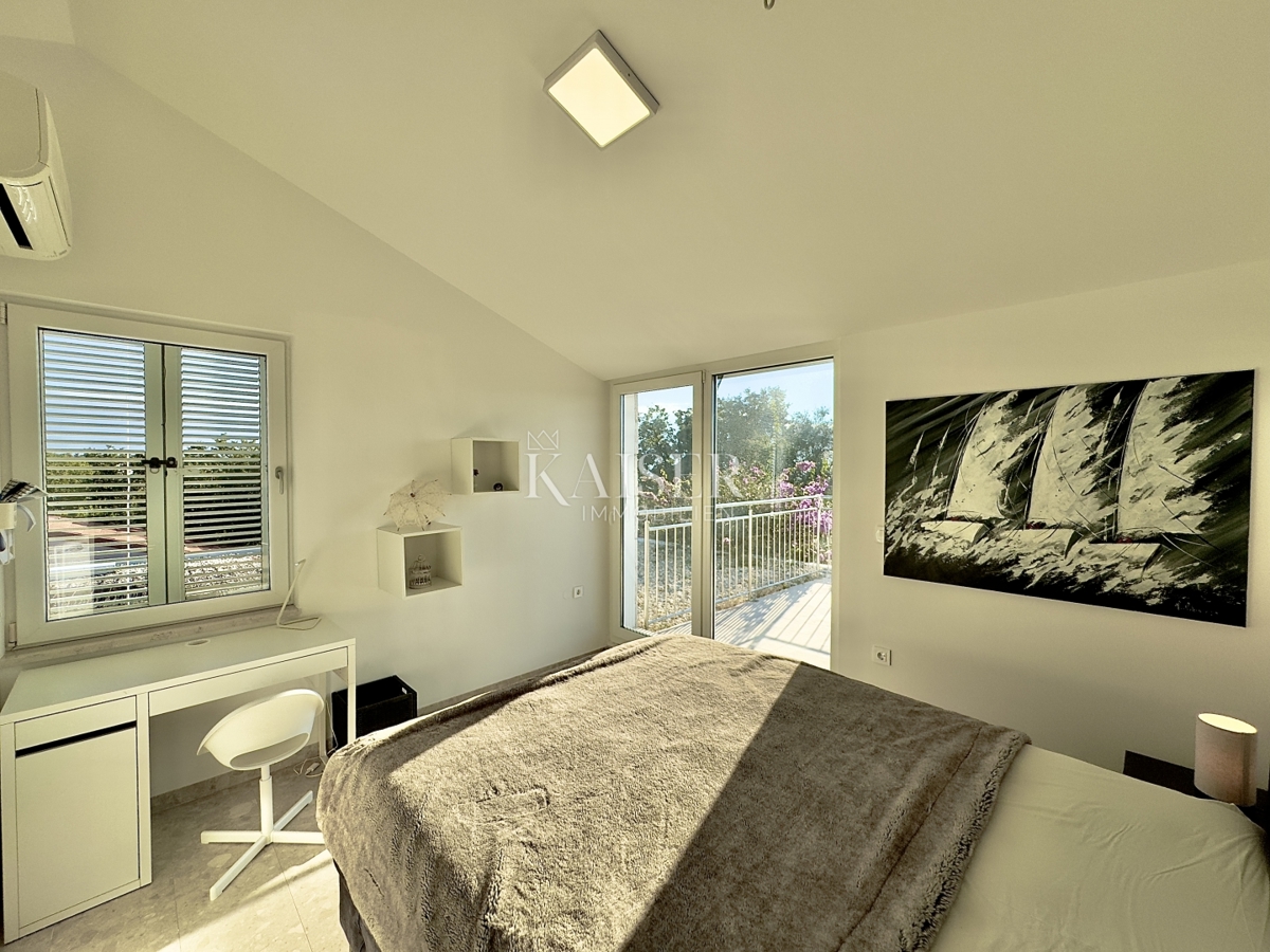 Maison À vendre - LIČKO-SENJSKA NOVALJA