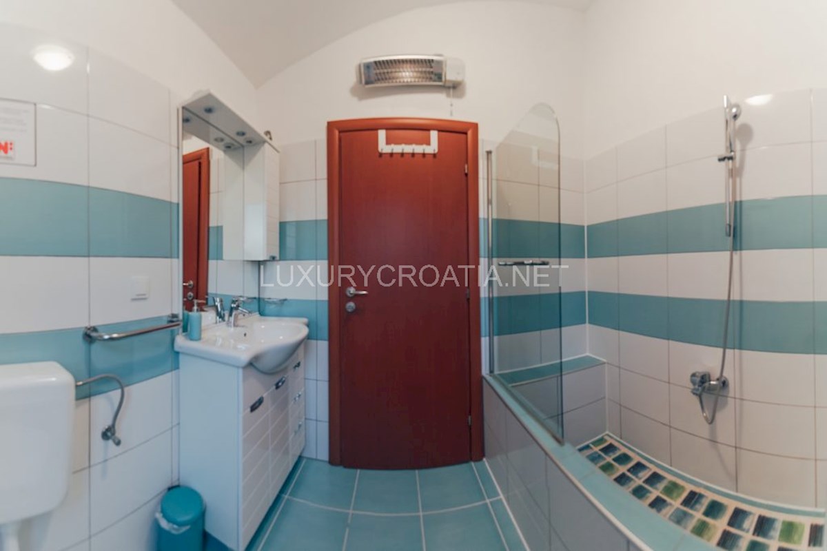 House For sale - ZADARSKA NIN