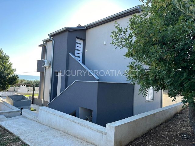 Dům na prodej 280 m² – Zadar