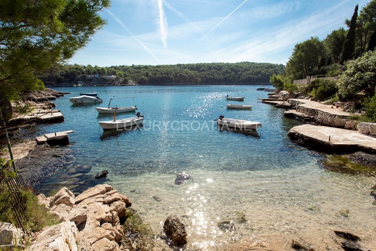 House For sale - SPLITSKO-DALMATINSKA BRAČ