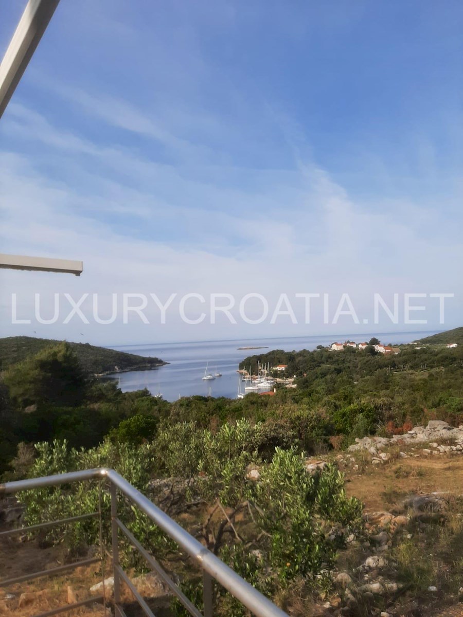 House For sale - Splitsko-dalmatinska šolta - foto 1/43
