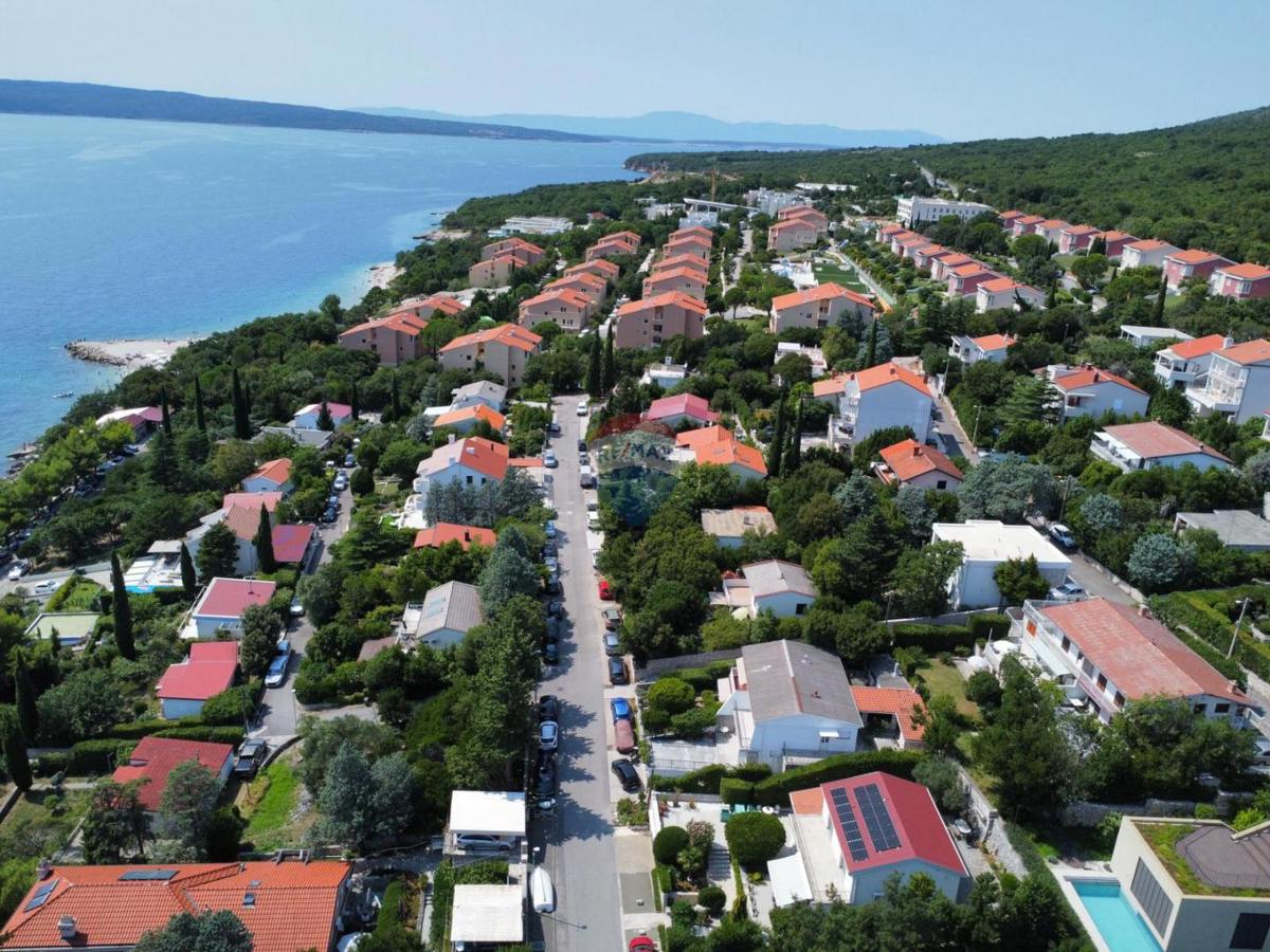 Kuća Na prodaju - PRIMORSKO-GORANSKA NOVI VINODOLSKI