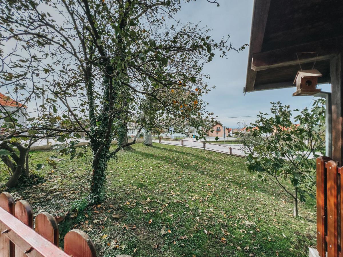 Dom Na predaj - ZAGREBAČKA KLOŠTAR IVANIĆ