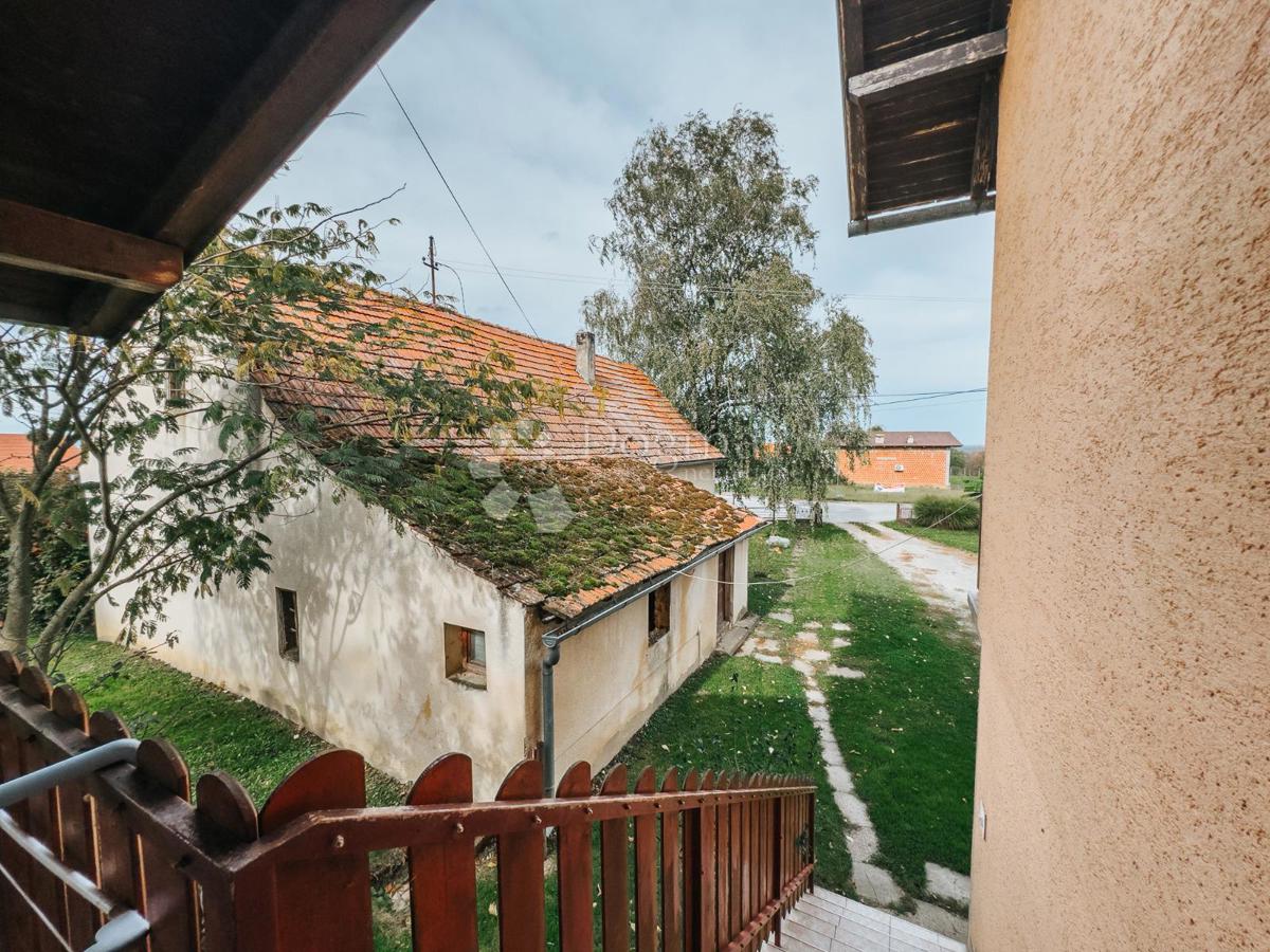 Dom Na predaj - ZAGREBAČKA KLOŠTAR IVANIĆ