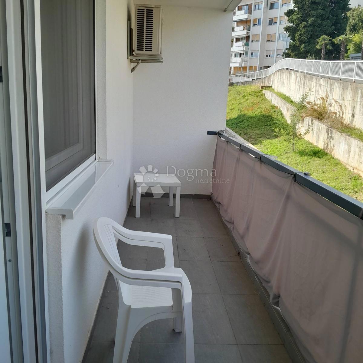 Apartment Zu verkaufen - PRIMORSKO-GORANSKA LOVRAN