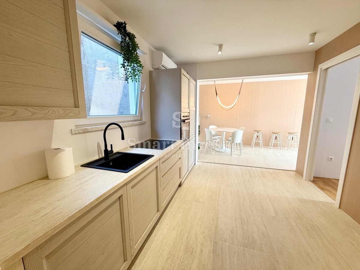 Flat For sale - PRIMORSKO-GORANSKA LOVRAN
