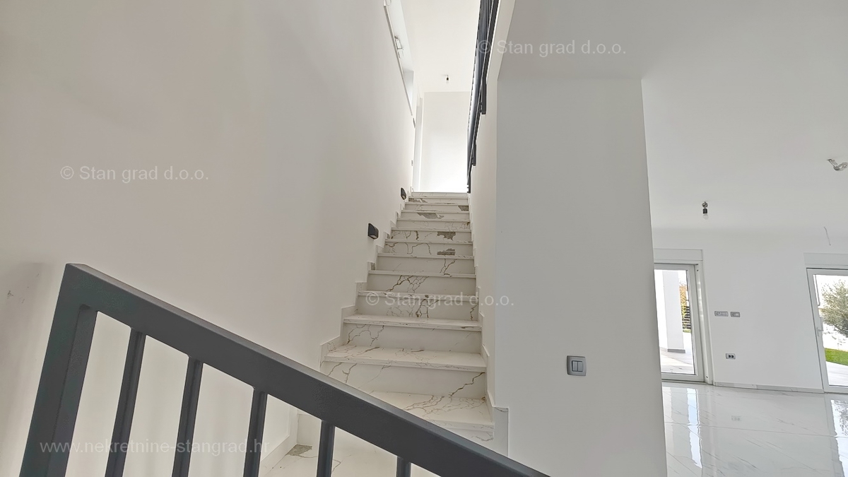 Casa In vendita - PRIMORSKO-GORANSKA KRK