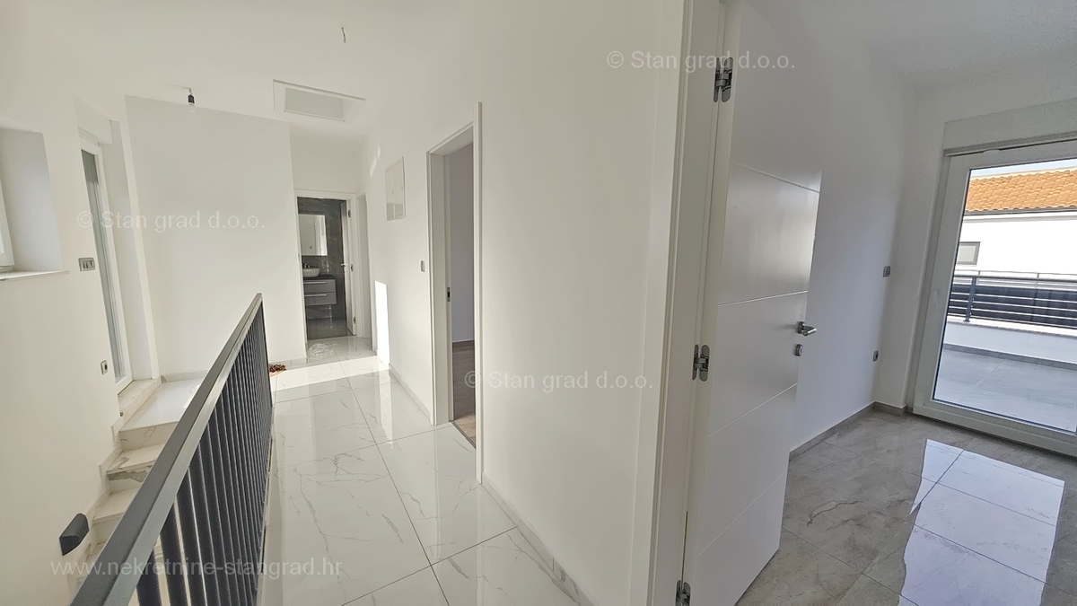 Casa In vendita - PRIMORSKO-GORANSKA KRK