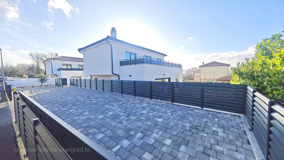 Casa In vendita - PRIMORSKO-GORANSKA KRK