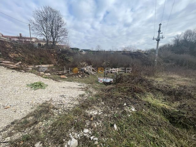 Pozemok na predaj 680 m² – Svetvinčenat
