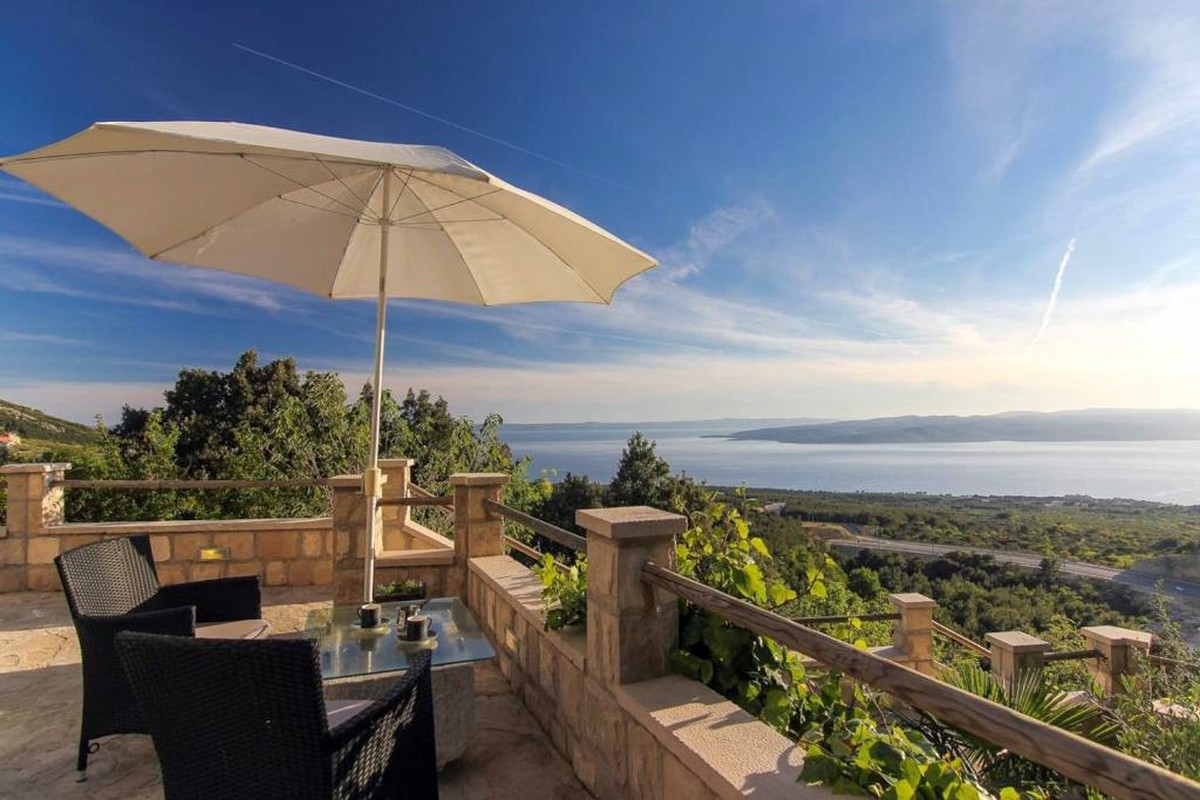 House For sale - SPLITSKO-DALMATINSKA MAKARSKA